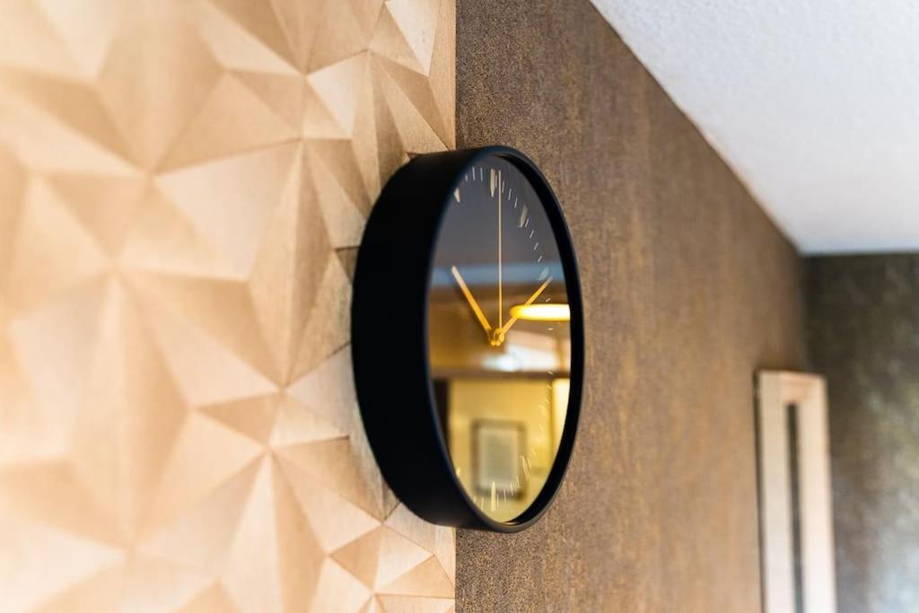 Golden Nugget Inkl Wlan, Parkplatz Lägenhet Detmold Exteriör bild